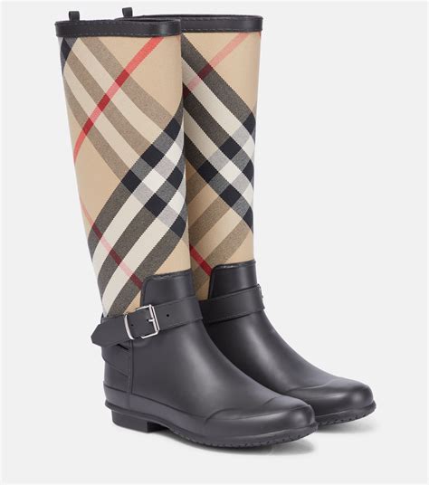 what to wear with burberry rain boots polyvore|burberry rain boots reviews.